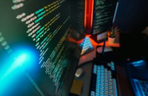 Écrans affichant un logiciel professionnel