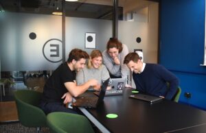 Performance sociale : définition, mesure et enjeux pour l&rsquo;entreprise
